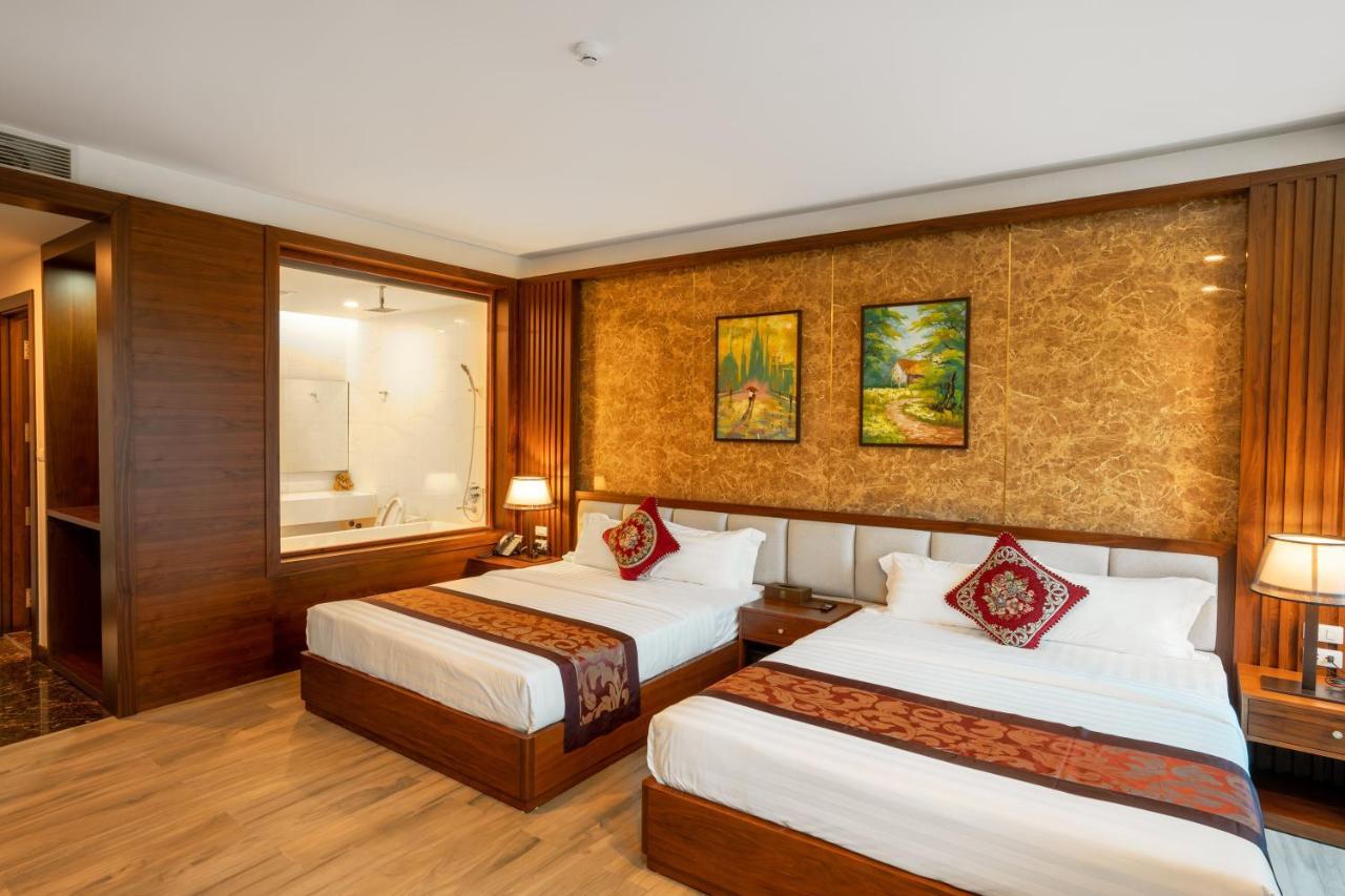 Mt Collection Hotel Нин Бин Екстериор снимка